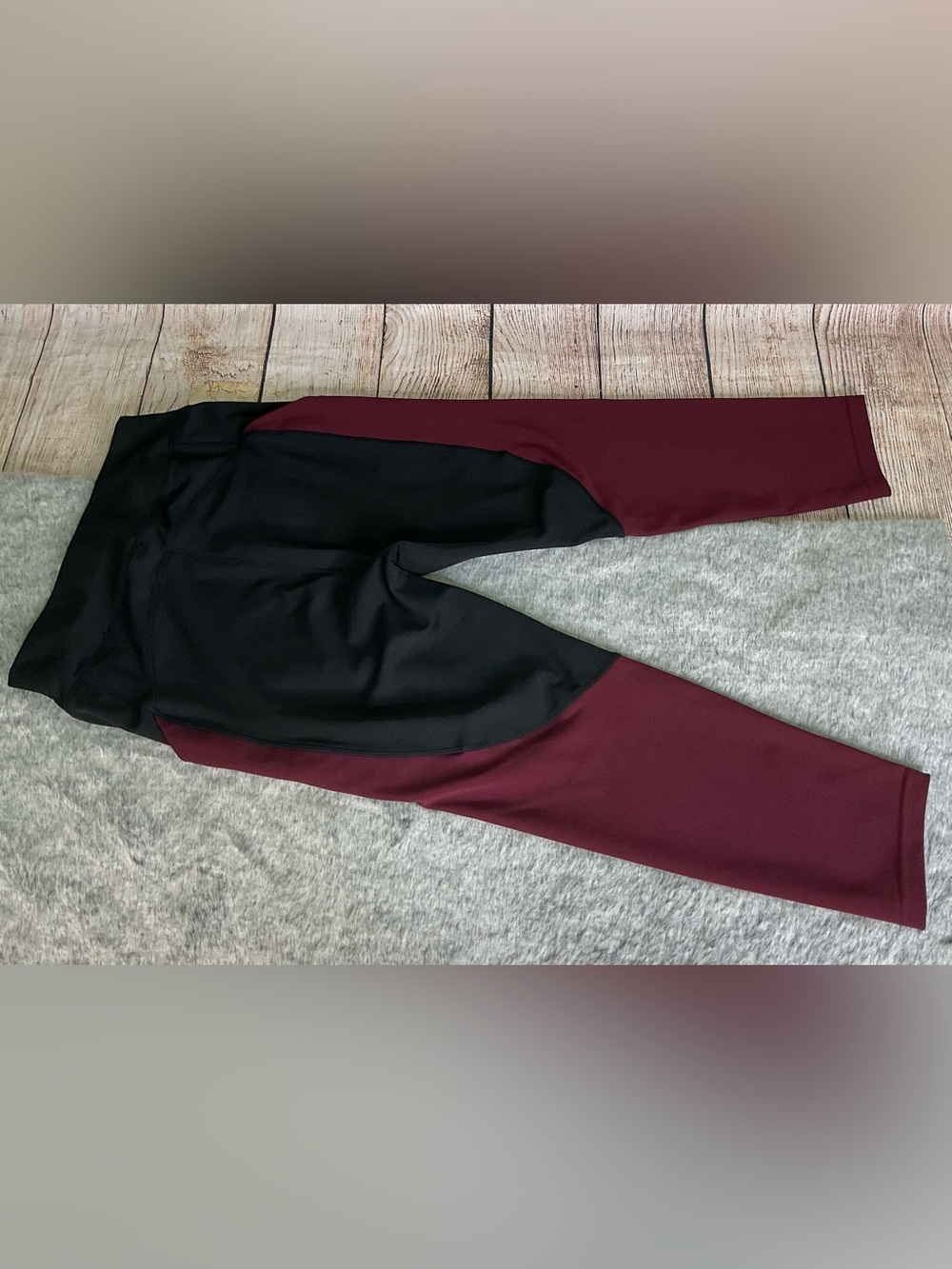 Pop Fit Colorblock Capri Leggings Size S - Picture 9 of 14